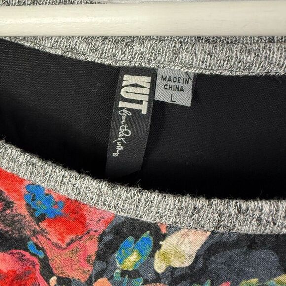 Kut from the Kloth Women's Floral Rayon Panel Gray Knit Pullover Top Large - Picture 4 of 6